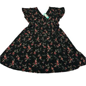 Kaileigh Stitch Fix Kaela Faux Wrap Dress Size L Black Floral Short Sleeve NWT